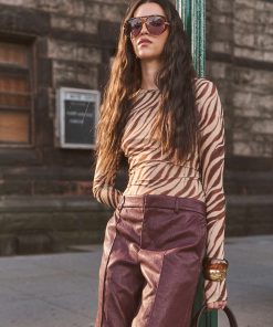 Zebra Stretch Mesh Thumbhole Top